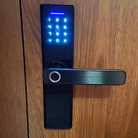 Self Check-in Old Town *