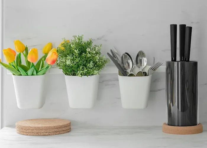 Self Check-in Old Town